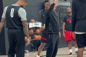 你对新赛季的利拉德有什么期待